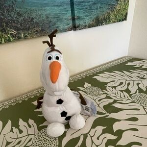 Disney Frozen Olf Plush Brand New!